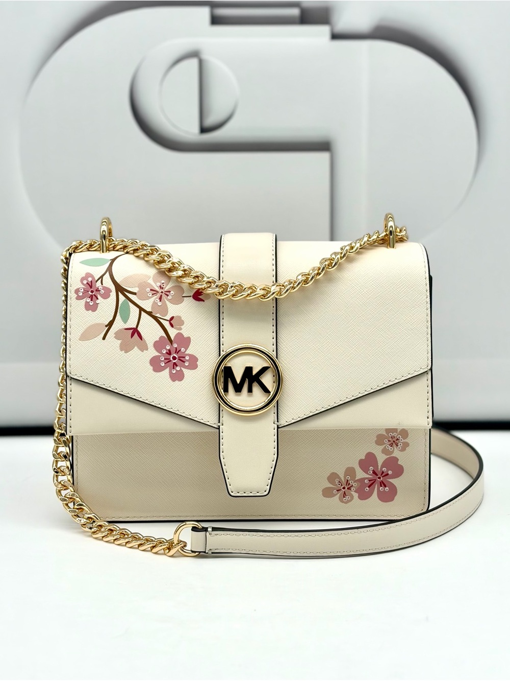 Michael Kors Greenwich Small
Floral Crossbody Shoulder Bag - Picture 3 of 12